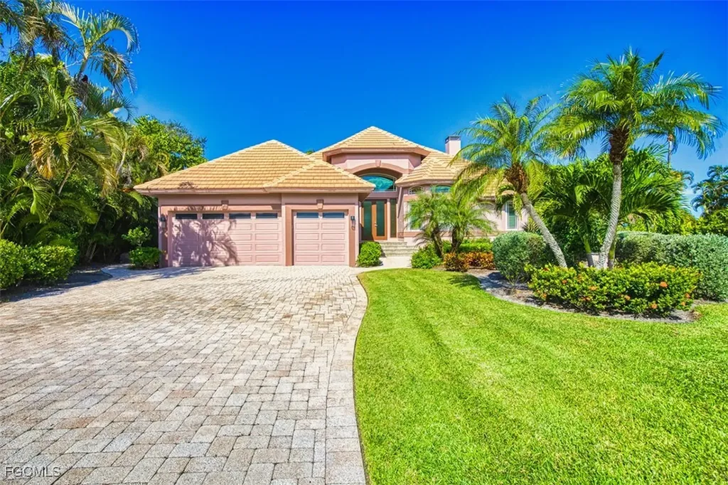 Sanibel FL, 1255 Sand Castle Road