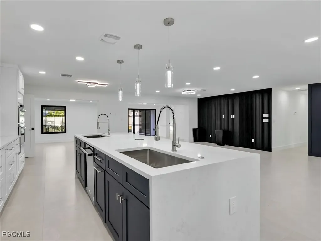 1365 Kingswood Court Fort Myers FL 33919