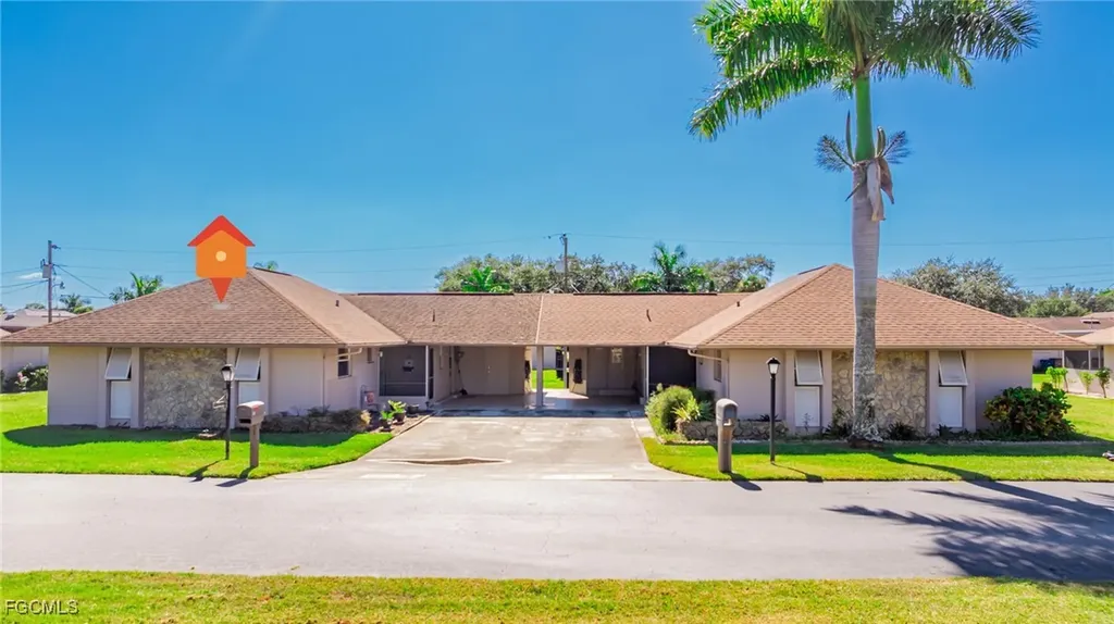 257 Briar Court Lehigh Acres FL 33936