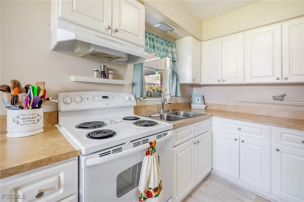 257 Briar Court Lehigh Acres FL 33936