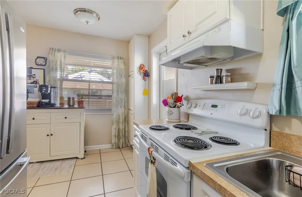 257 Briar Court Lehigh Acres FL 33936