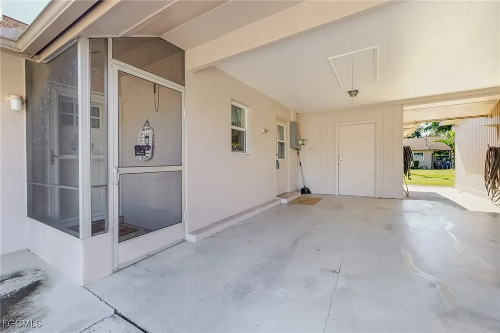 257 Briar Court Lehigh Acres FL 33936