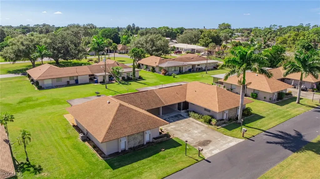 257 Briar Court Lehigh Acres FL 33936