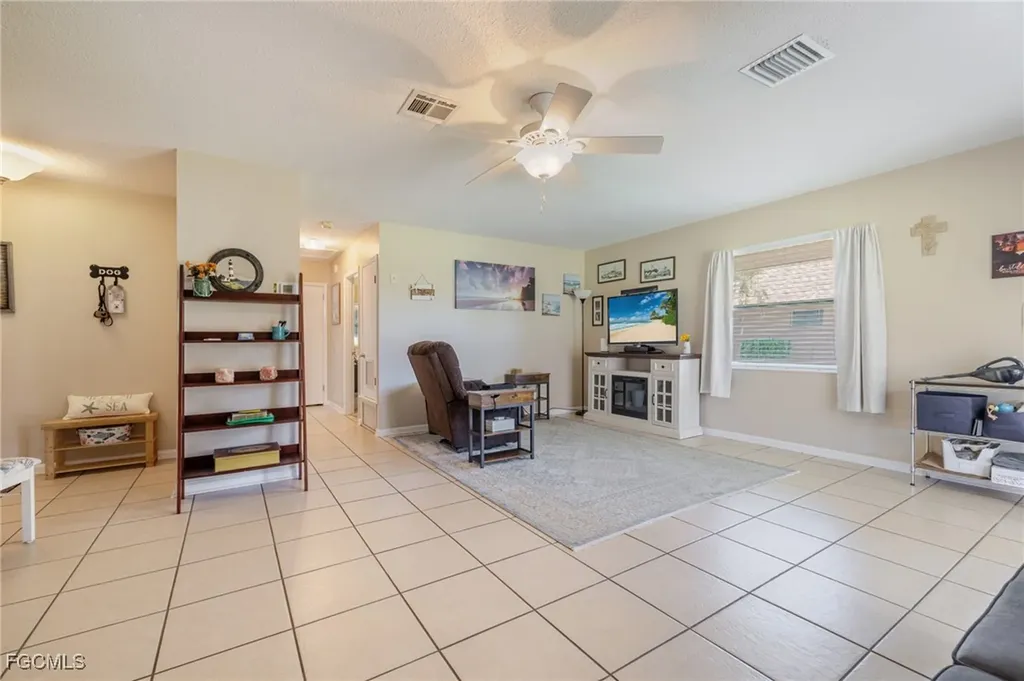 257 Briar Court Lehigh Acres FL 33936