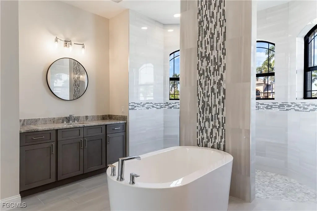 4403 SW 10th Avenue Cape Coral FL 33914