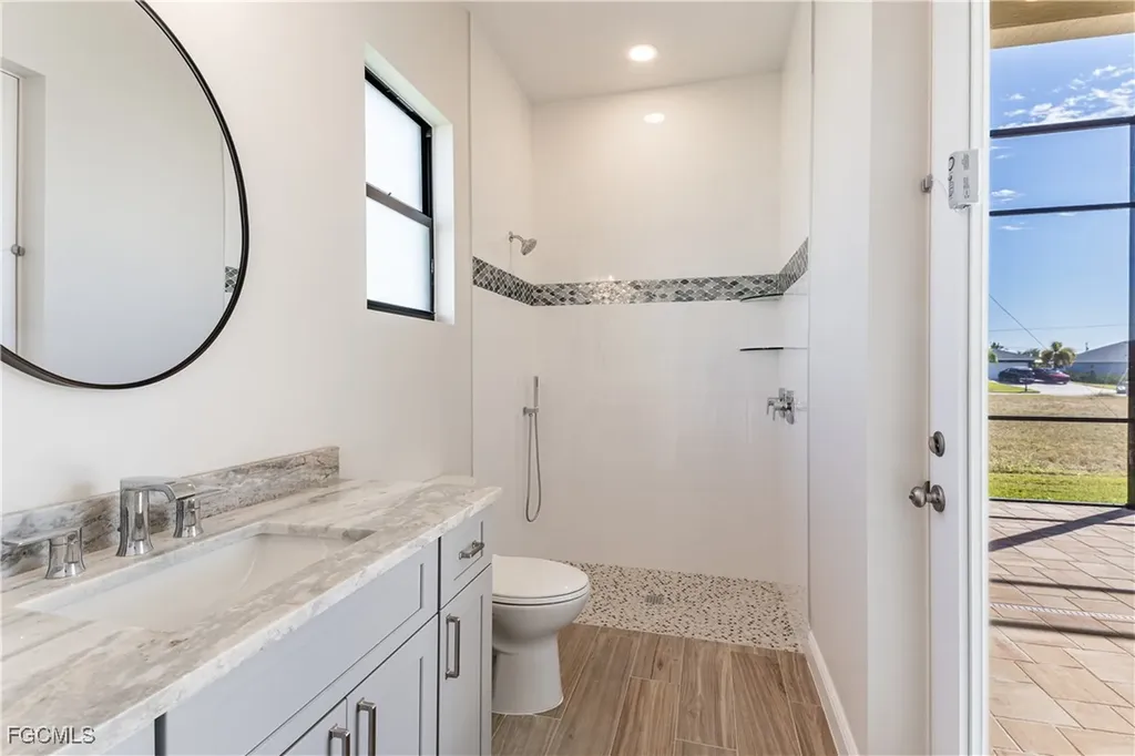 4403 SW 10th Avenue Cape Coral FL 33914