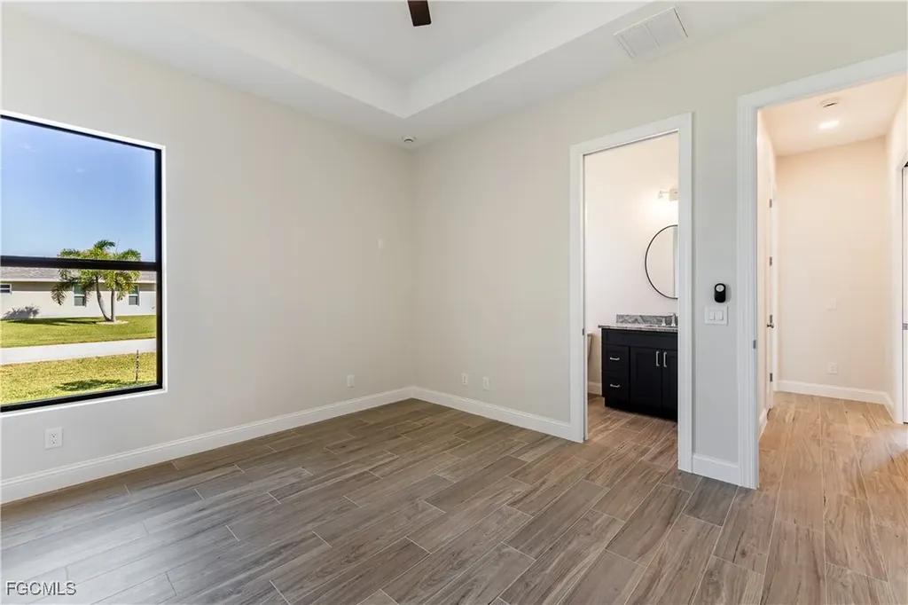 4403 SW 10th Avenue Cape Coral FL 33914