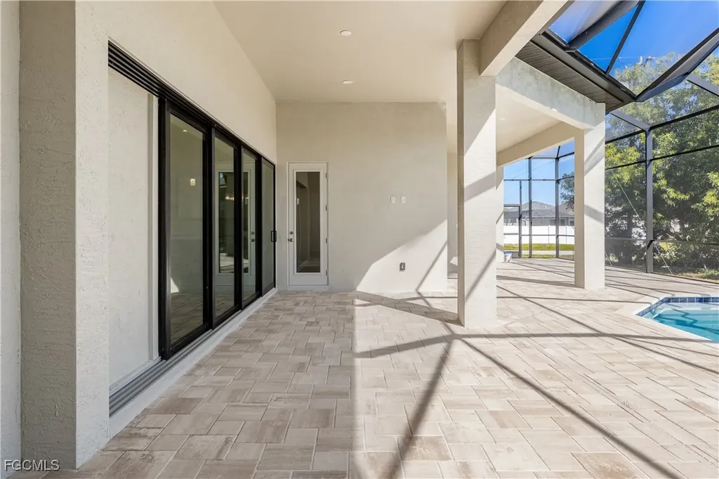 4403 SW 10th Avenue Cape Coral FL 33914