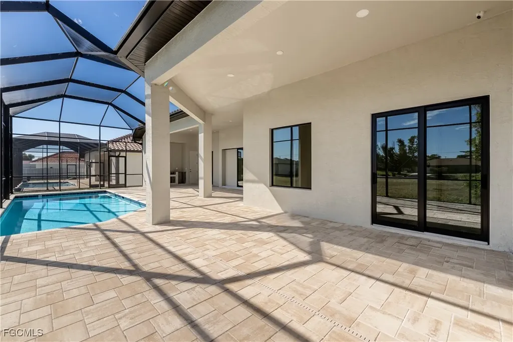 4403 SW 10th Avenue Cape Coral FL 33914