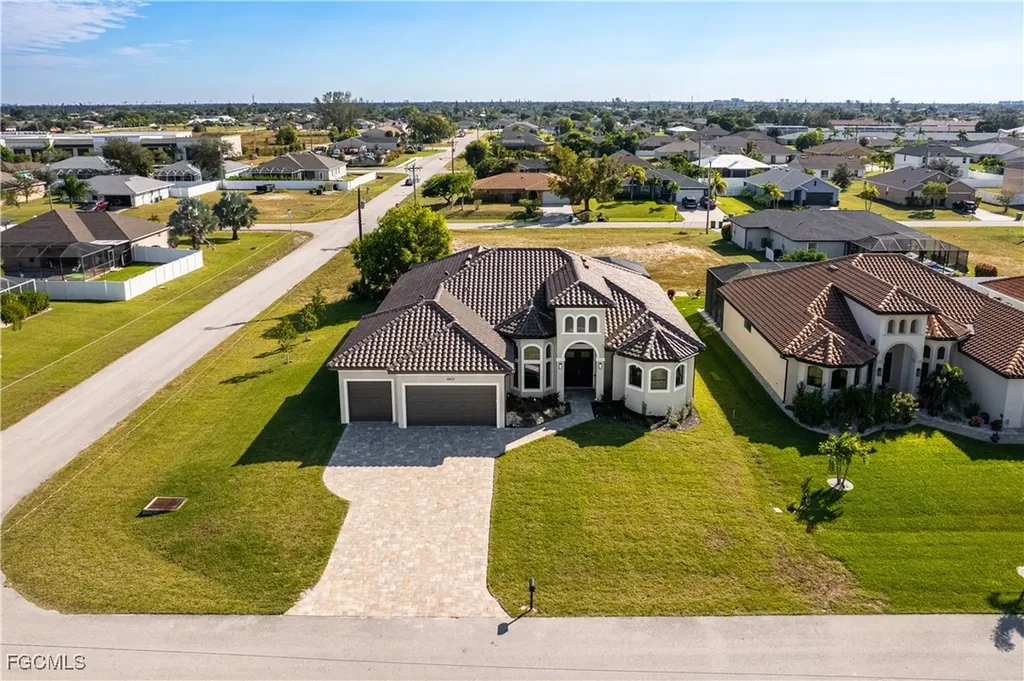 4403 SW 10th Avenue Cape Coral FL 33914