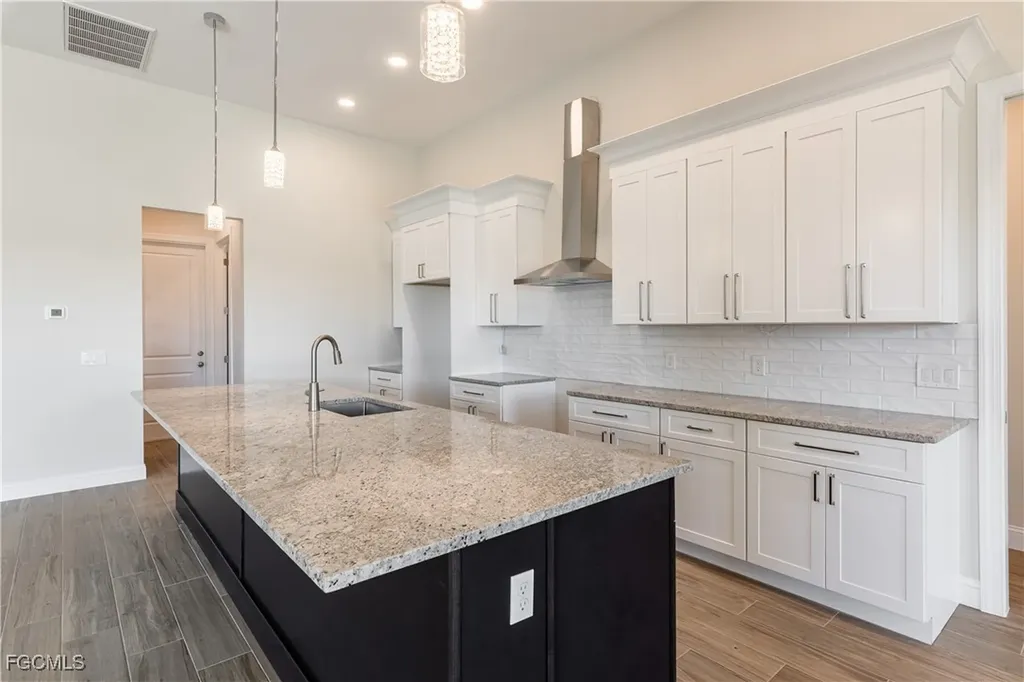 4403 SW 10th Avenue Cape Coral FL 33914