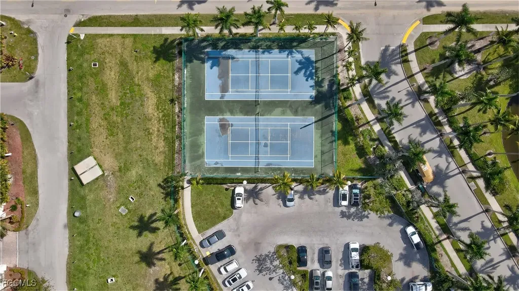 3000 Oasis Grand Boulevard Fort Myers FL 33916