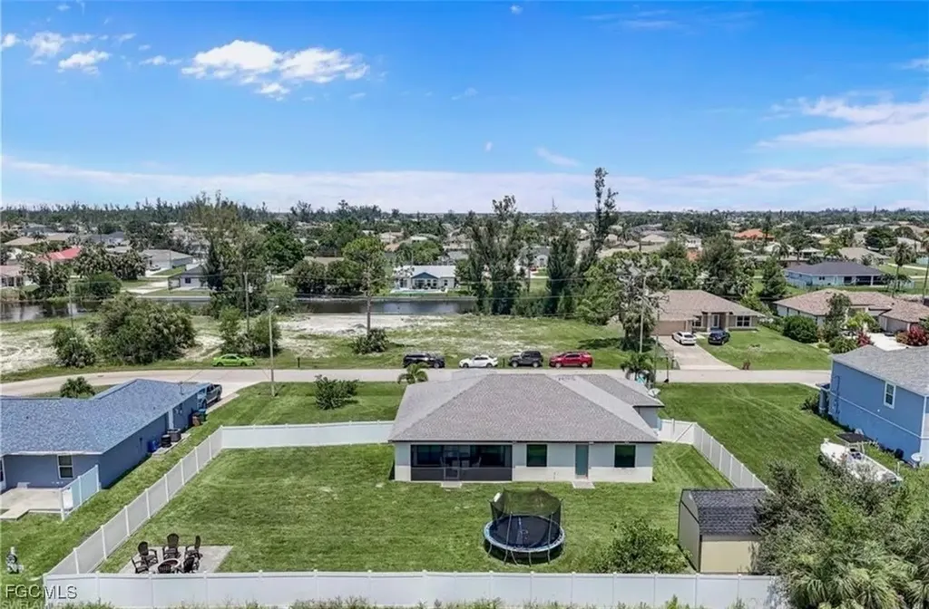1418 SW 15th Terrace Cape Coral FL 33991