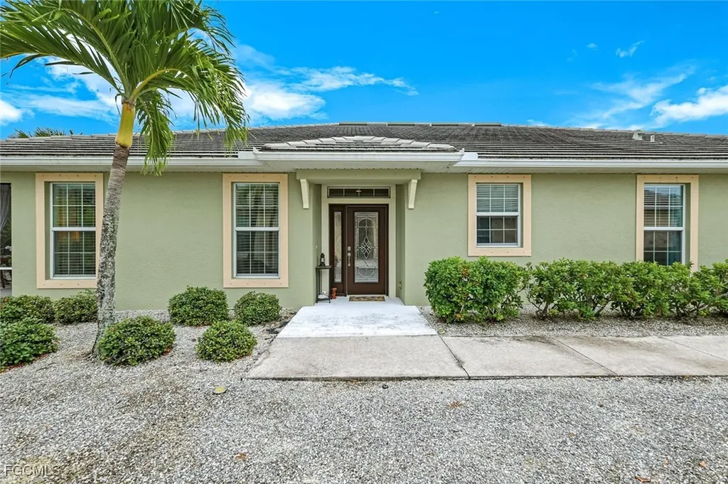 10436 Peso Del Rio Drive Fort Myers FL 33908