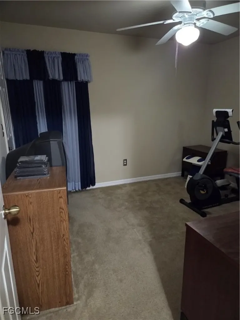 1725 SW 49th Lane Cape Coral FL 33914