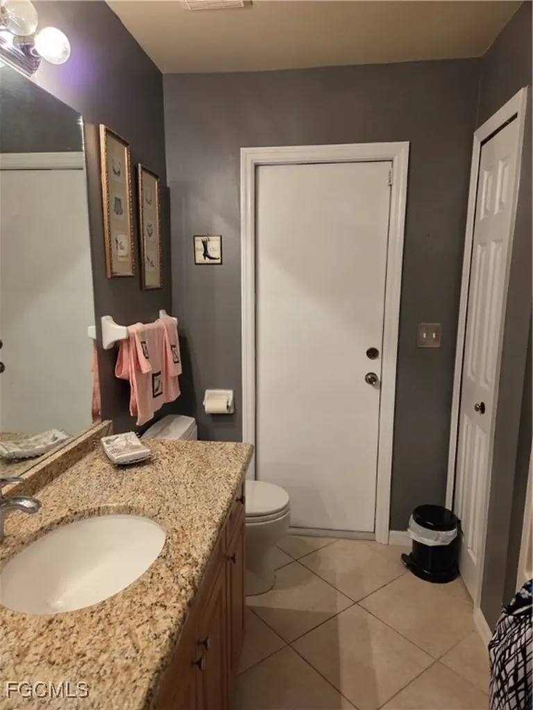 1725 SW 49th Lane Cape Coral FL 33914