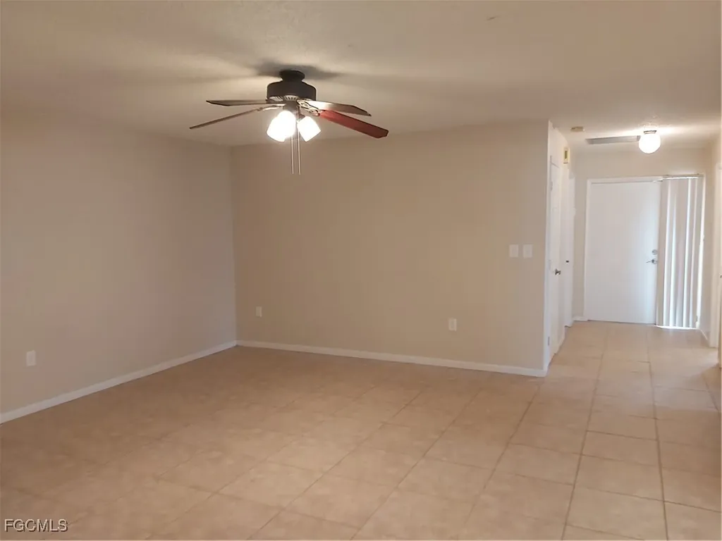 3817 SE 11th Avenue Cape Coral FL 33904