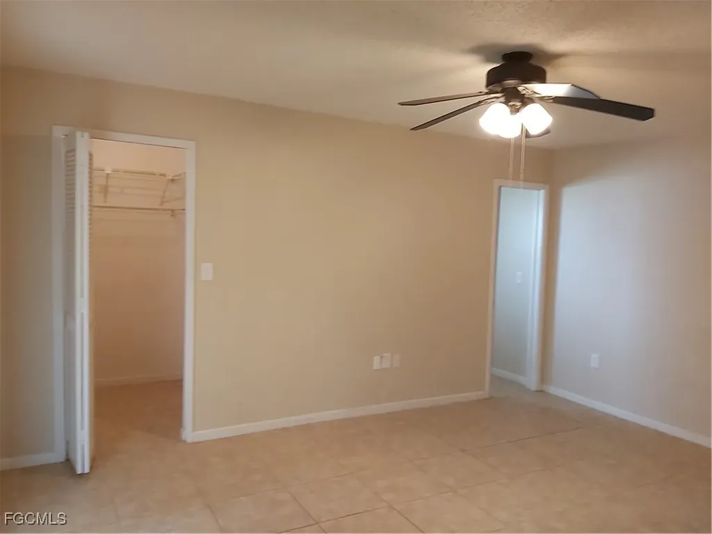 3817 SE 11th Avenue Cape Coral FL 33904
