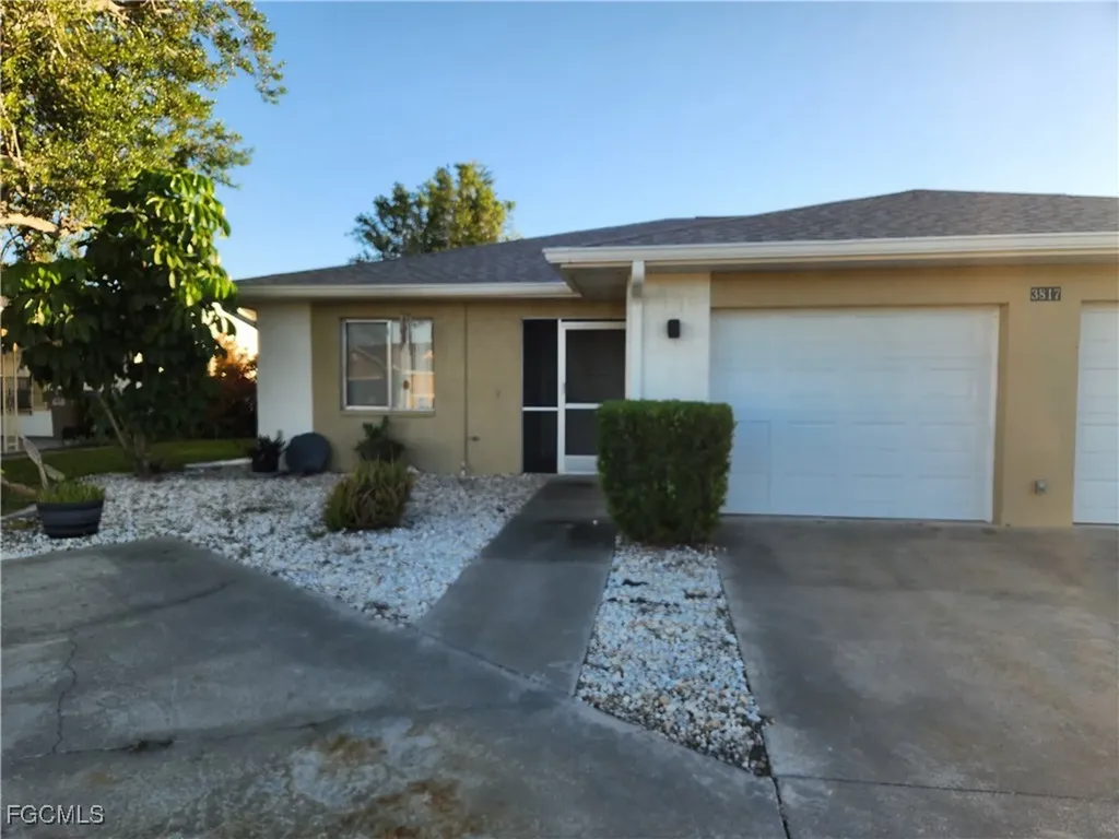 3817 SE 11th Avenue Cape Coral FL 33904