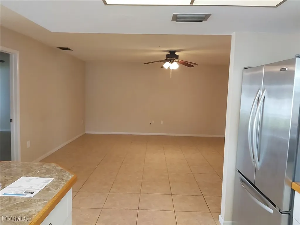 3817 SE 11th Avenue Cape Coral FL 33904