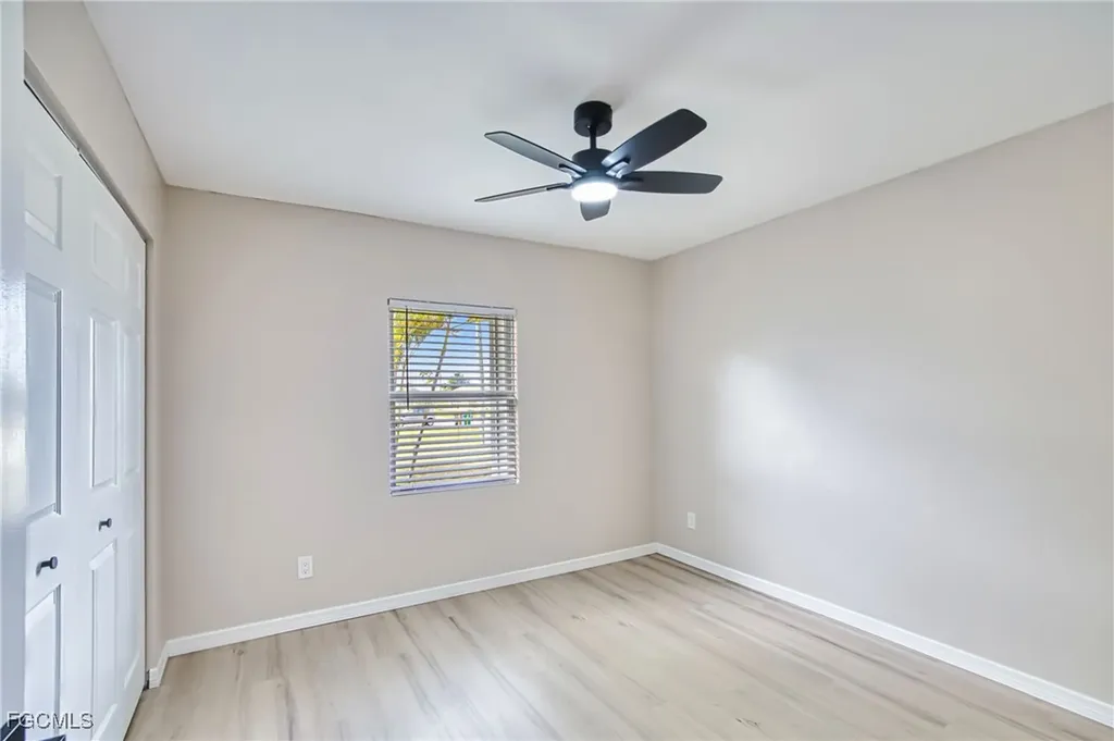 4022 SW 8th Place Cape Coral FL 33914