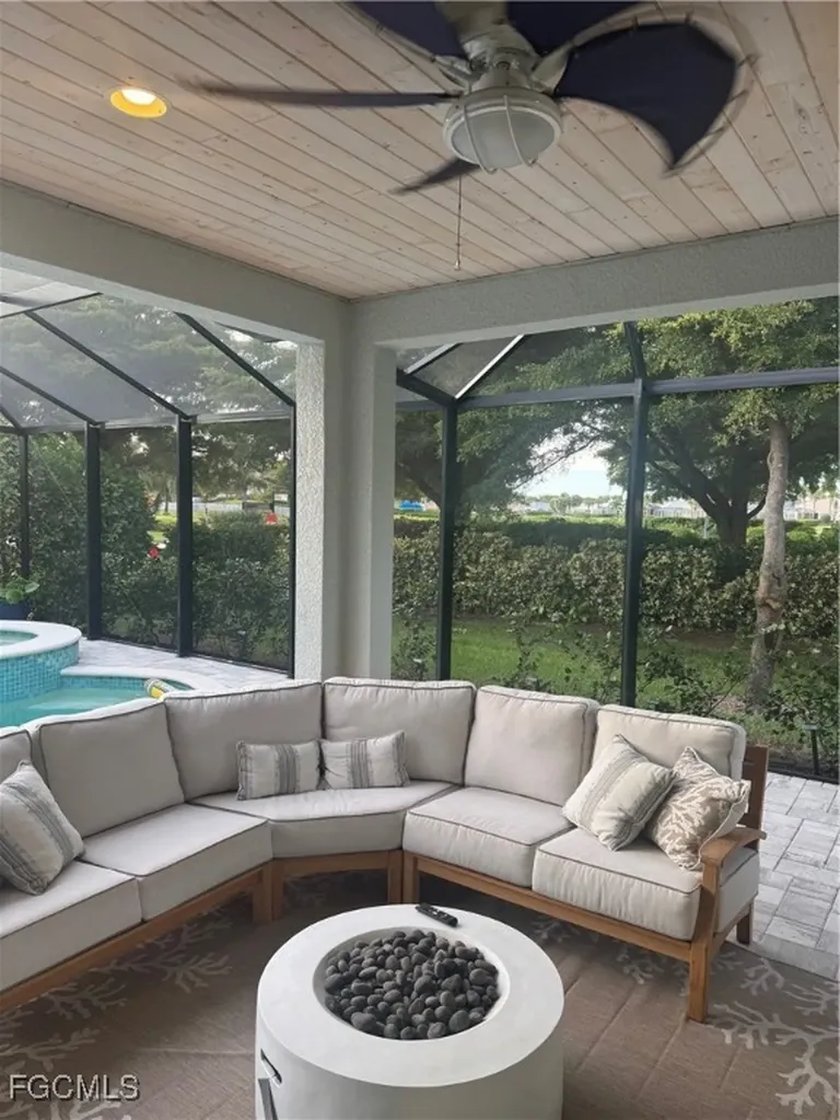 2557 Ashbury Circle Cape Coral FL 33991