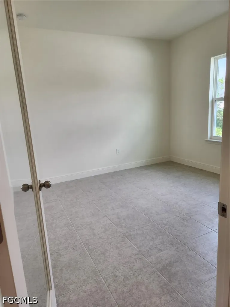 2404 Vera Avenue S Lehigh Acres FL 33976