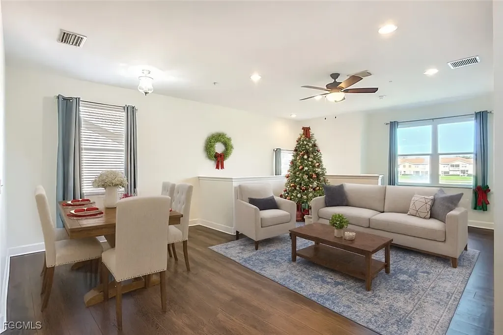 3668 Parkridge Circle Sarasota FL 34243