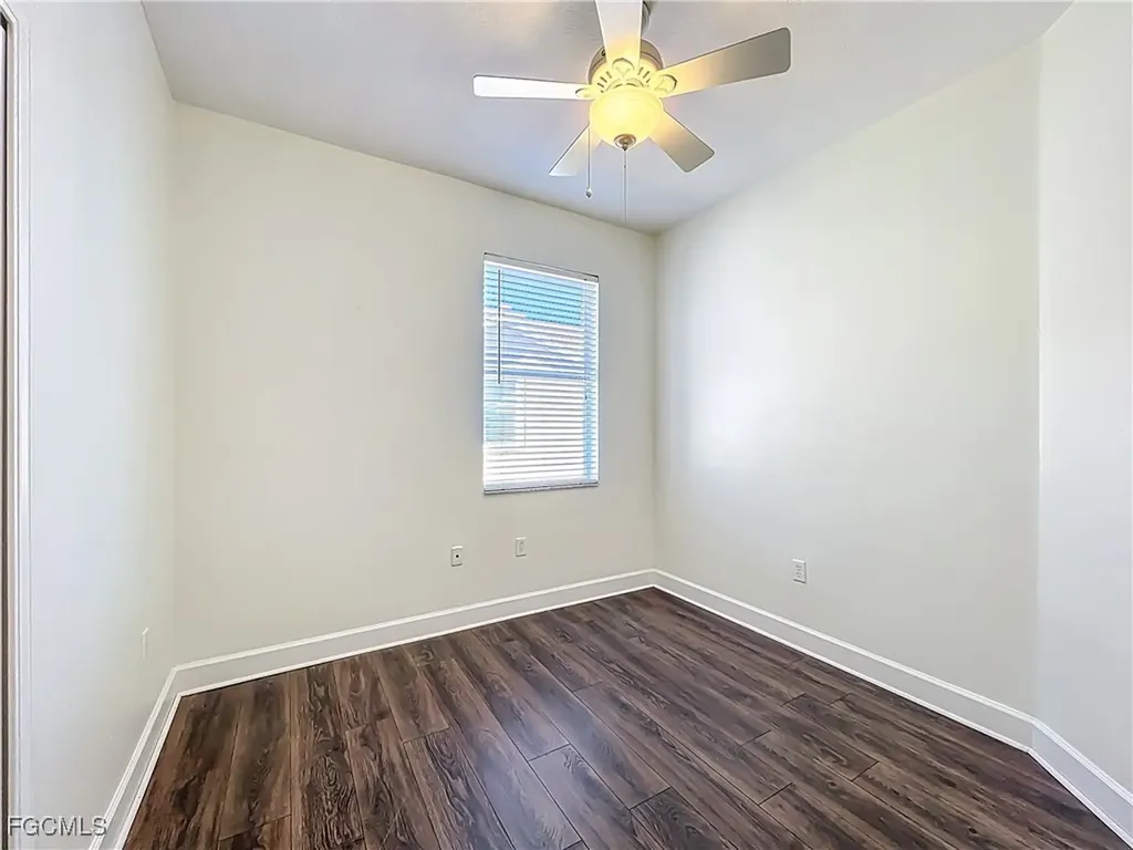 3668 Parkridge Circle Sarasota FL 34243