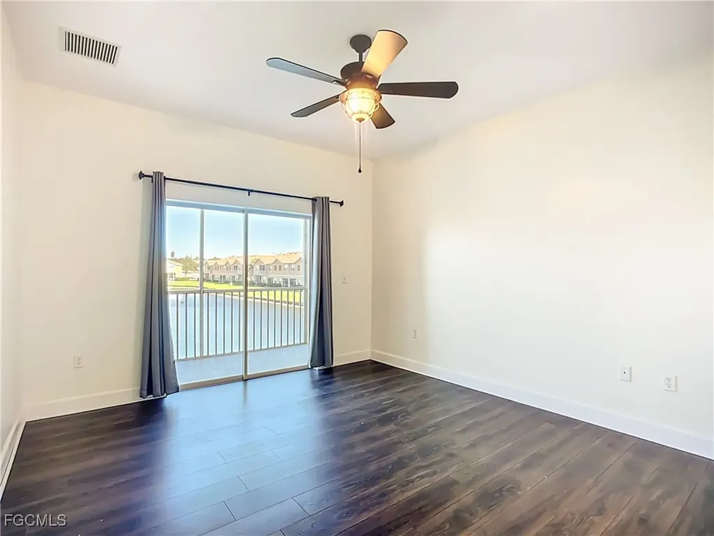 3668 Parkridge Circle Sarasota FL 34243