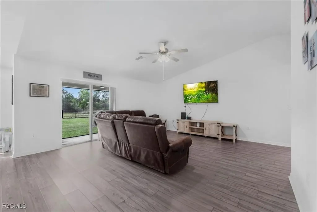 840 Youngreen Drive Fort Myers FL 33913