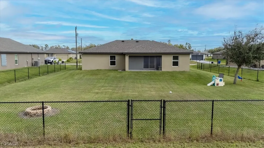 840 Youngreen Drive Fort Myers FL 33913