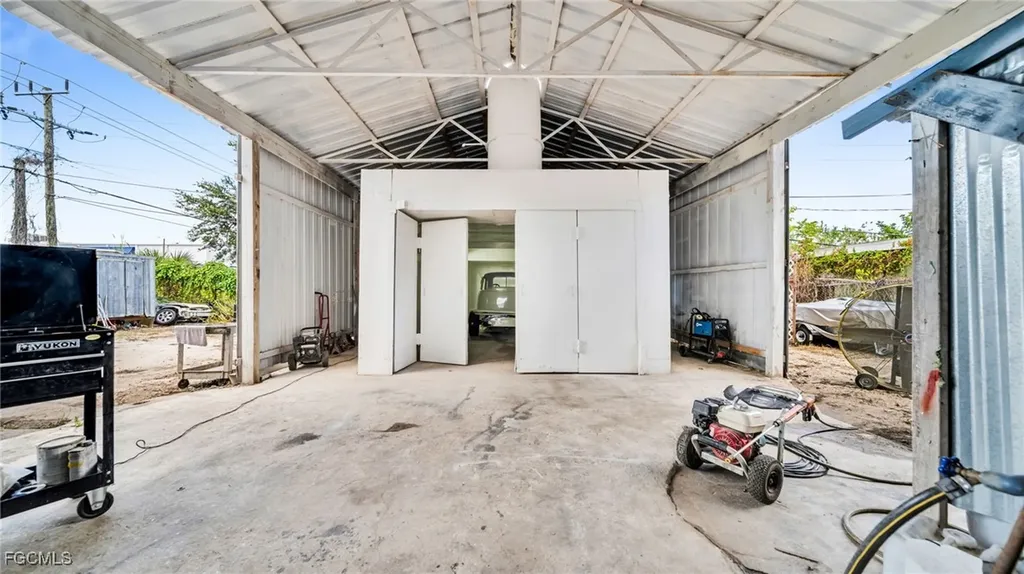 1901 Dana Drive Fort Myers FL 33907