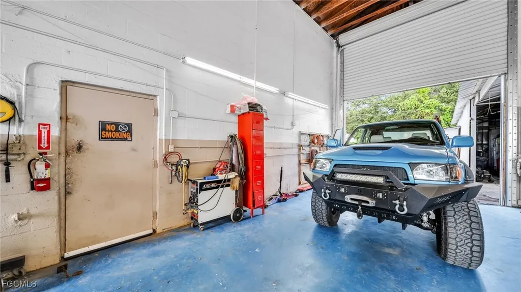 1901 Dana Drive Fort Myers FL 33907