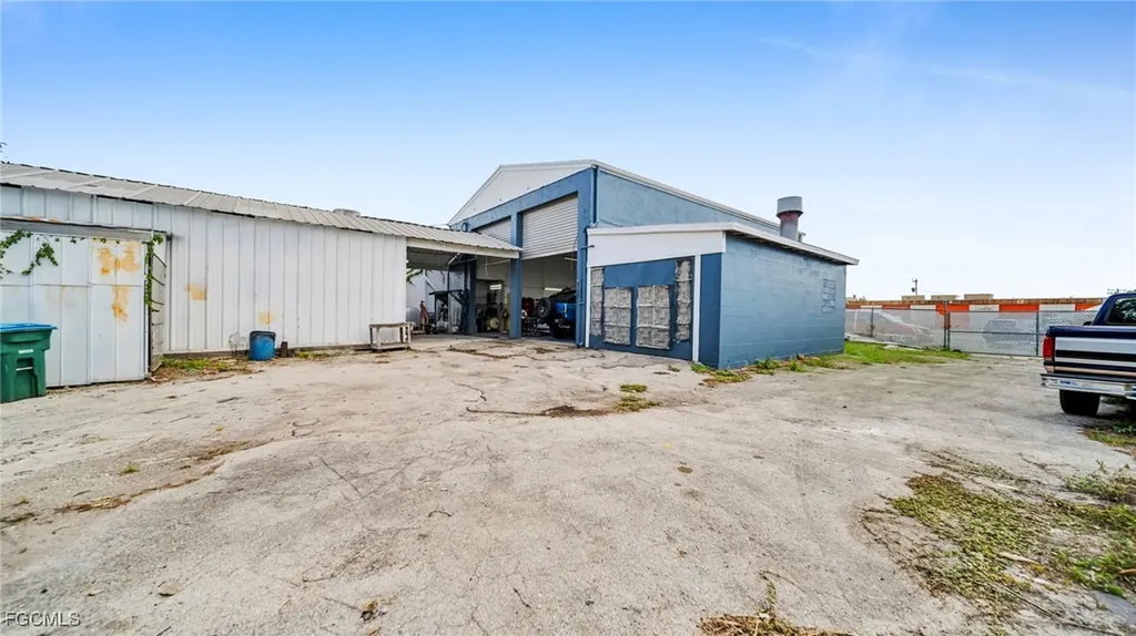 1901 Dana Drive Fort Myers FL 33907