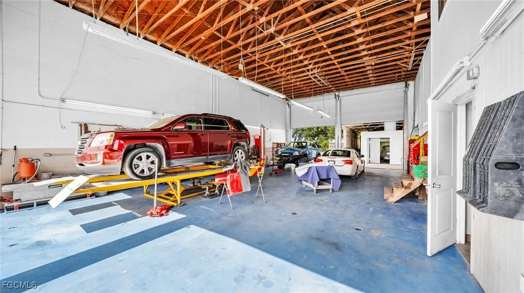 1901 Dana Drive Fort Myers FL 33907