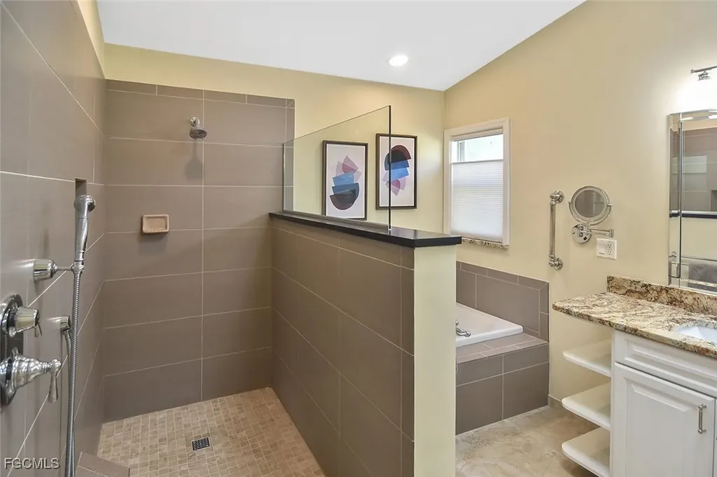 9812 Fathom Court Fort Myers FL 33919