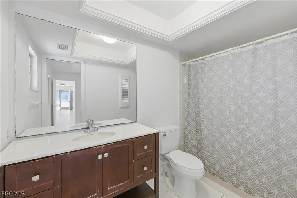 924 SE 24th Avenue Cape Coral FL 33990