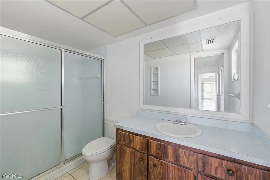 924 SE 24th Avenue Cape Coral FL 33990