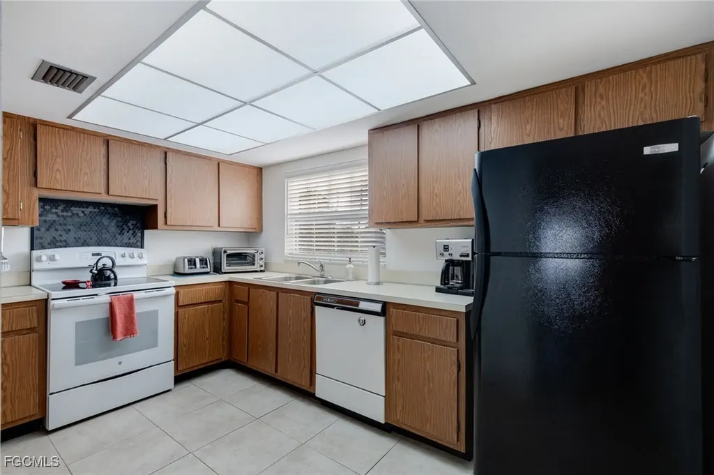 7056 Nantucket Circle North Fort Myers FL 33917