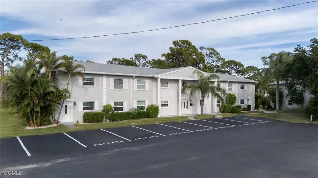 7056 Nantucket Circle North Fort Myers FL 33917