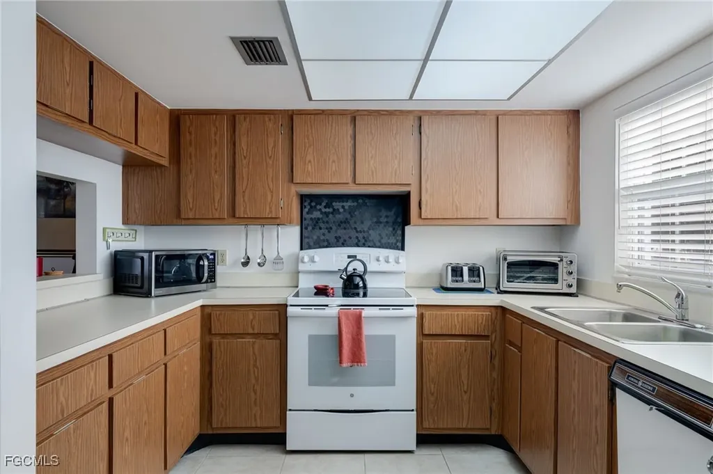 7056 Nantucket Circle North Fort Myers FL 33917
