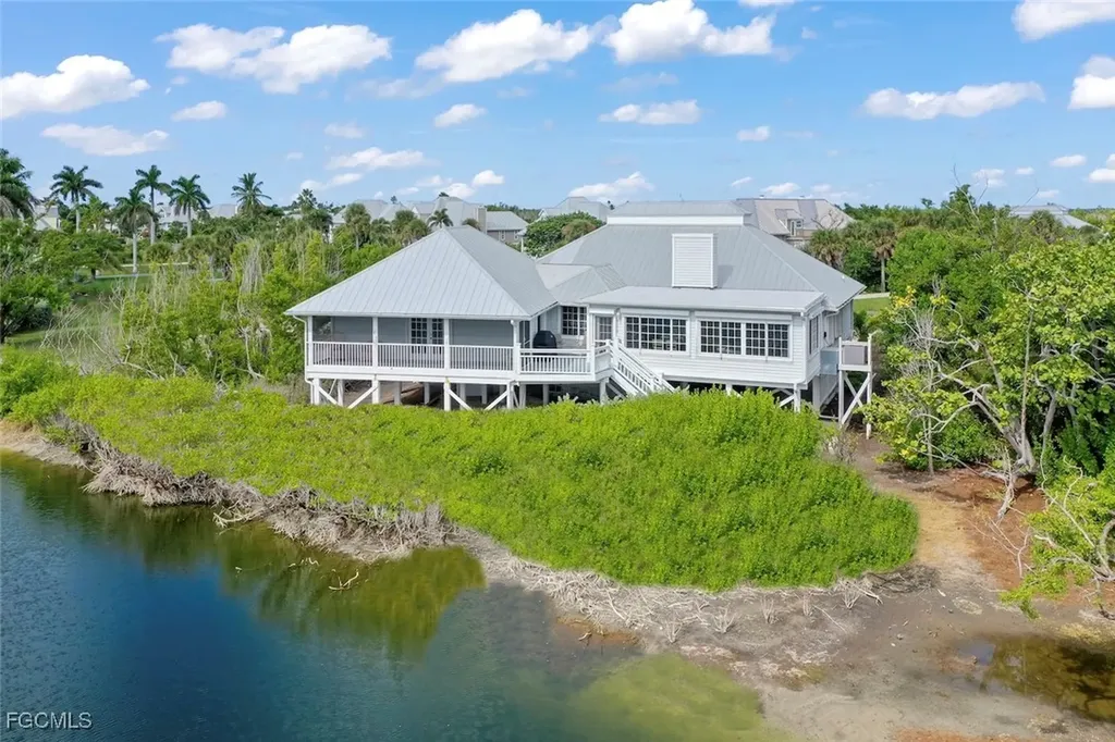220 Daniel Drive Sanibel FL 33957