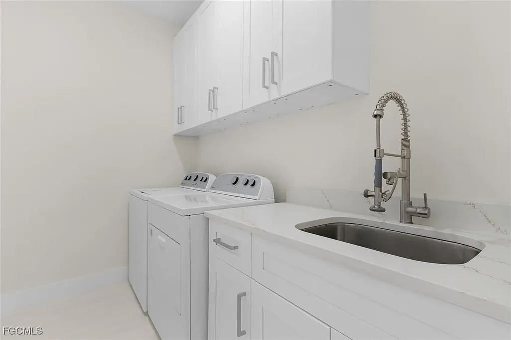 2619 NW 26th Terrace Cape Coral FL 33993