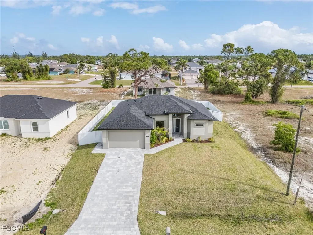 2619 NW 26th Terrace Cape Coral FL 33993