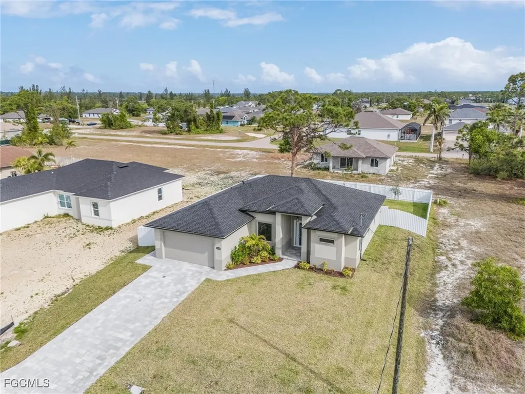 2619 NW 26th Terrace Cape Coral FL 33993