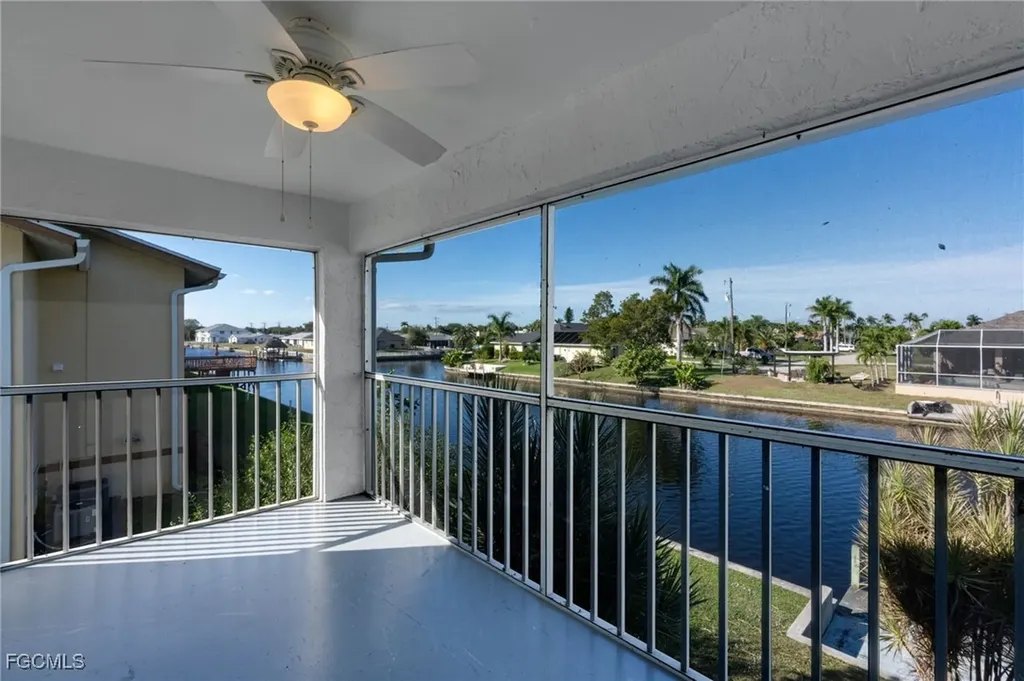 425 SW 47th Terrace Cape Coral FL 33914