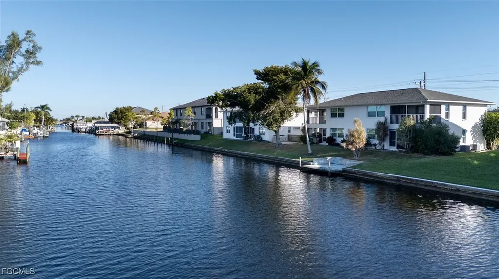 425 SW 47th Terrace Cape Coral FL 33914
