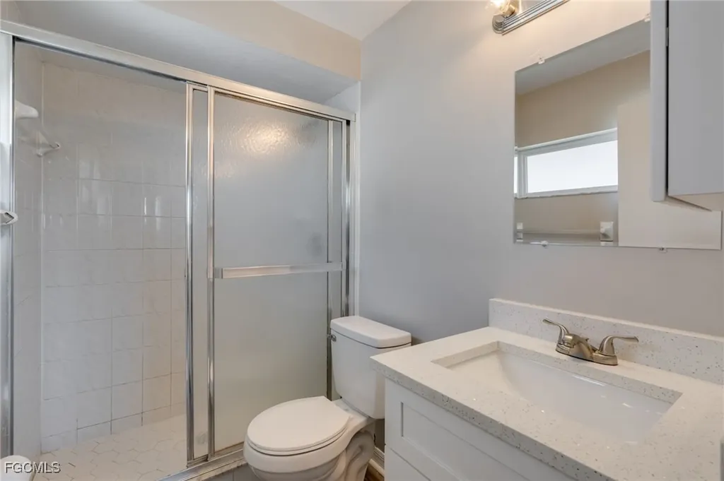 425 SW 47th Terrace Cape Coral FL 33914