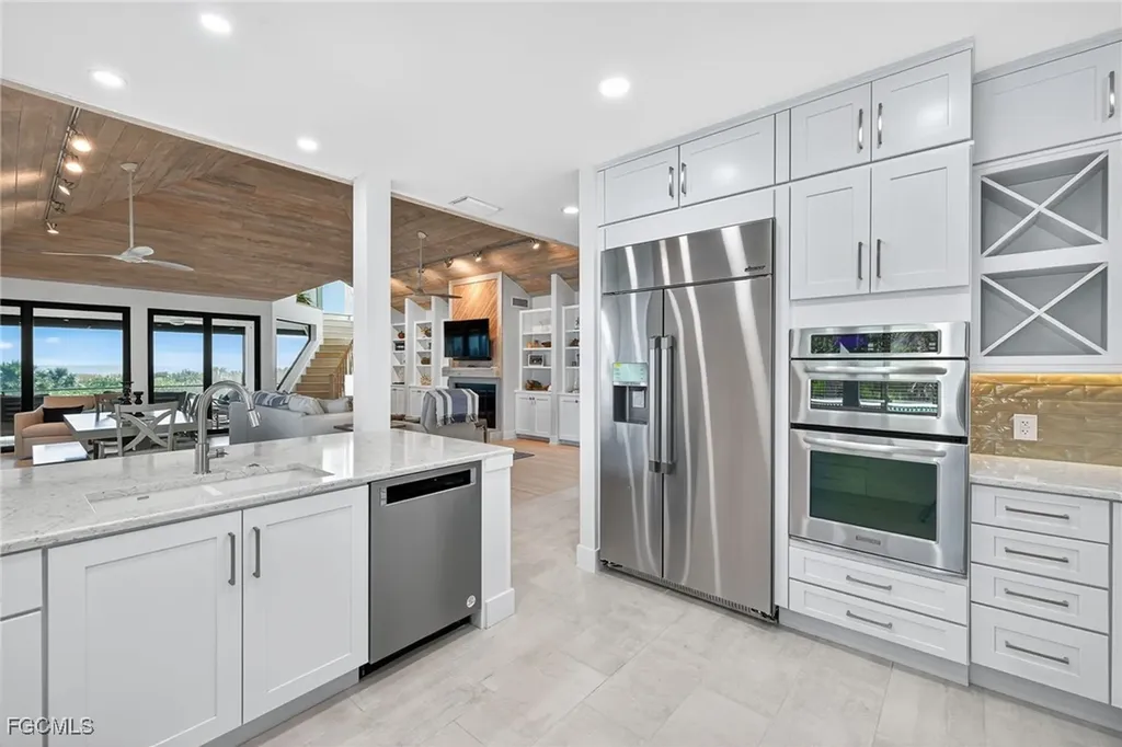 5079 Joewood Drive Sanibel FL 33957